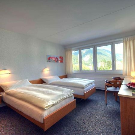 Hotel Oasis Moutier Habitación foto